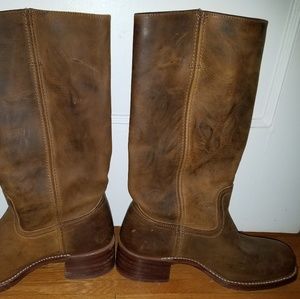 Pull-on Suede Saddle Colored Frye Campus Boots